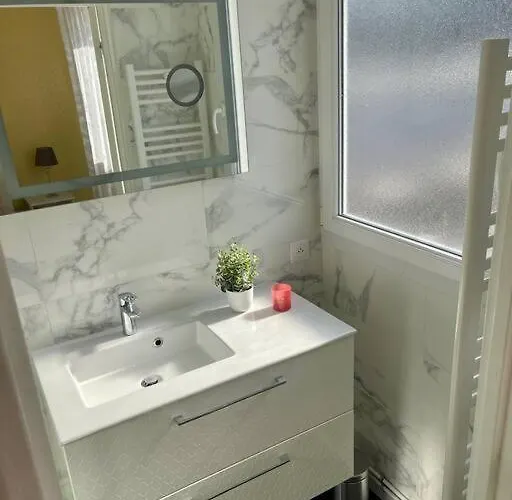 Vue Saint Joseph Apartment *